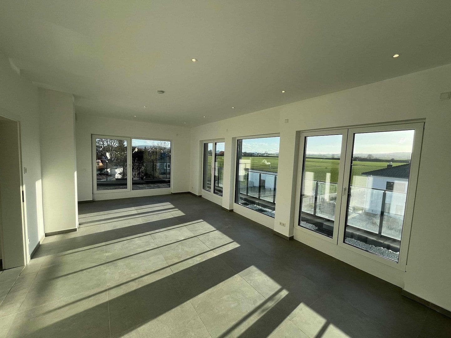 Prodej domu 378 m², pozemek 770 m², Butzbach, Hessen Prodej domu 378 m², pozemek 770 m², Butzbach, Hessen