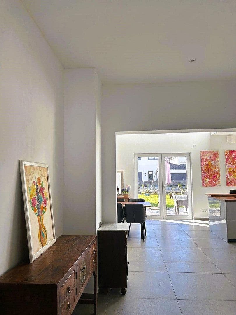 Prodej domu 378 m², pozemek 770 m², Butzbach, Hessen Prodej domu 378 m², pozemek 770 m², Butzbach, Hessen