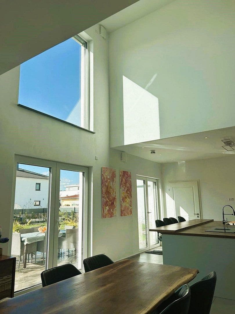 Prodej domu 378 m², pozemek 770 m², Butzbach, Hessen Prodej domu 378 m², pozemek 770 m², Butzbach, Hessen