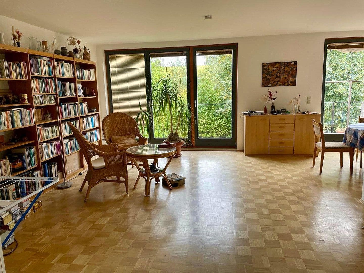 Pronájem bytu 3+1 90 m², Pestalozzistraße 20c, Marzahn-Hellersdorf, Berlín Pronájem bytu 3+1 90 m², Pestalozzistraße 20c, Marzahn-Hellersdorf, Berlín
