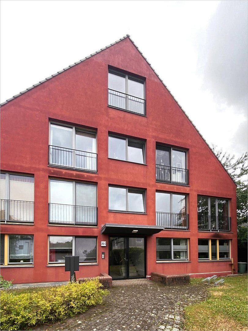 Pronájem bytu 3+1 90 m², Pestalozzistraße 20c, Marzahn-Hellersdorf, Berlín Pronájem bytu 3+1 90 m², Pestalozzistraße 20c, Marzahn-Hellersdorf, Berlín