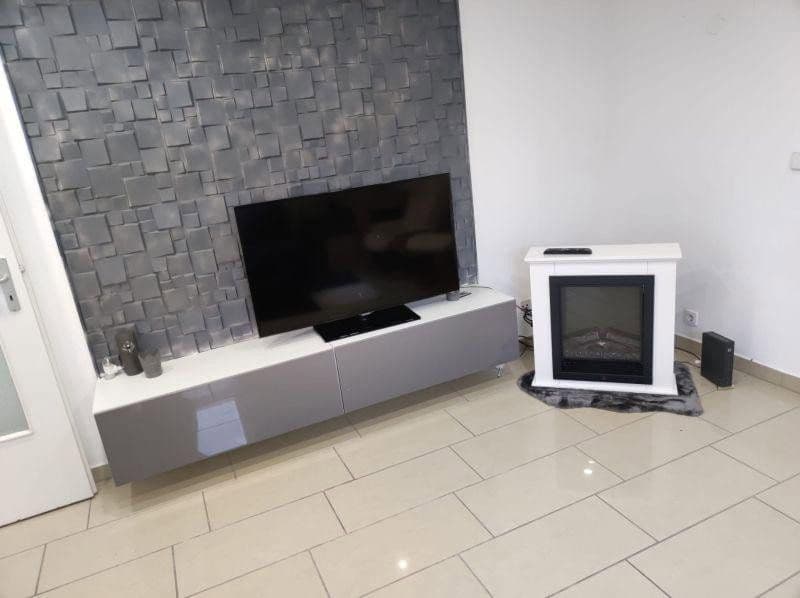 Pronájem bytu 2+1 53 m², Bonn, Severní Porýní-Vestfálsko Pronájem bytu 2+1 53 m², Bonn, Severní Porýní-Vestfálsko