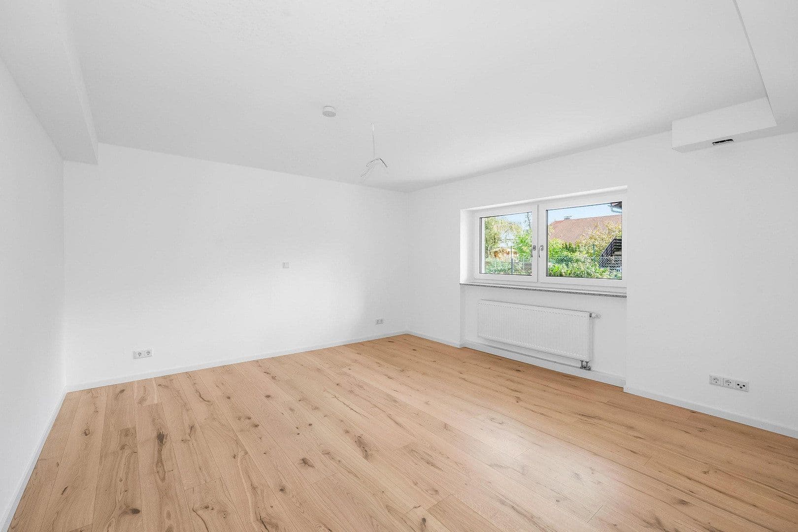 Prodej bytu 3+1 109 m², Am Gemeindeweiher 9, Herzogenaurach, Bavorsko Prodej bytu 3+1 109 m², Am Gemeindeweiher 9, Herzogenaurach, Bavorsko
