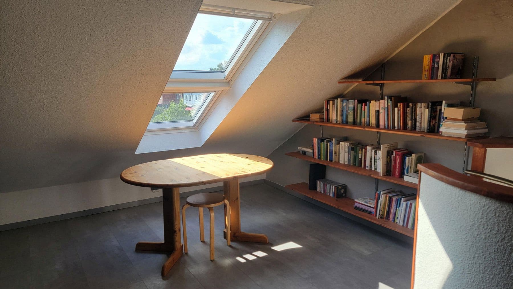 Pronájem bytu 2+1 24 m², Groß Grönau, Šlesvicko-Holštýnsko Pronájem bytu 2+1 24 m², Groß Grönau, Šlesvicko-Holštýnsko