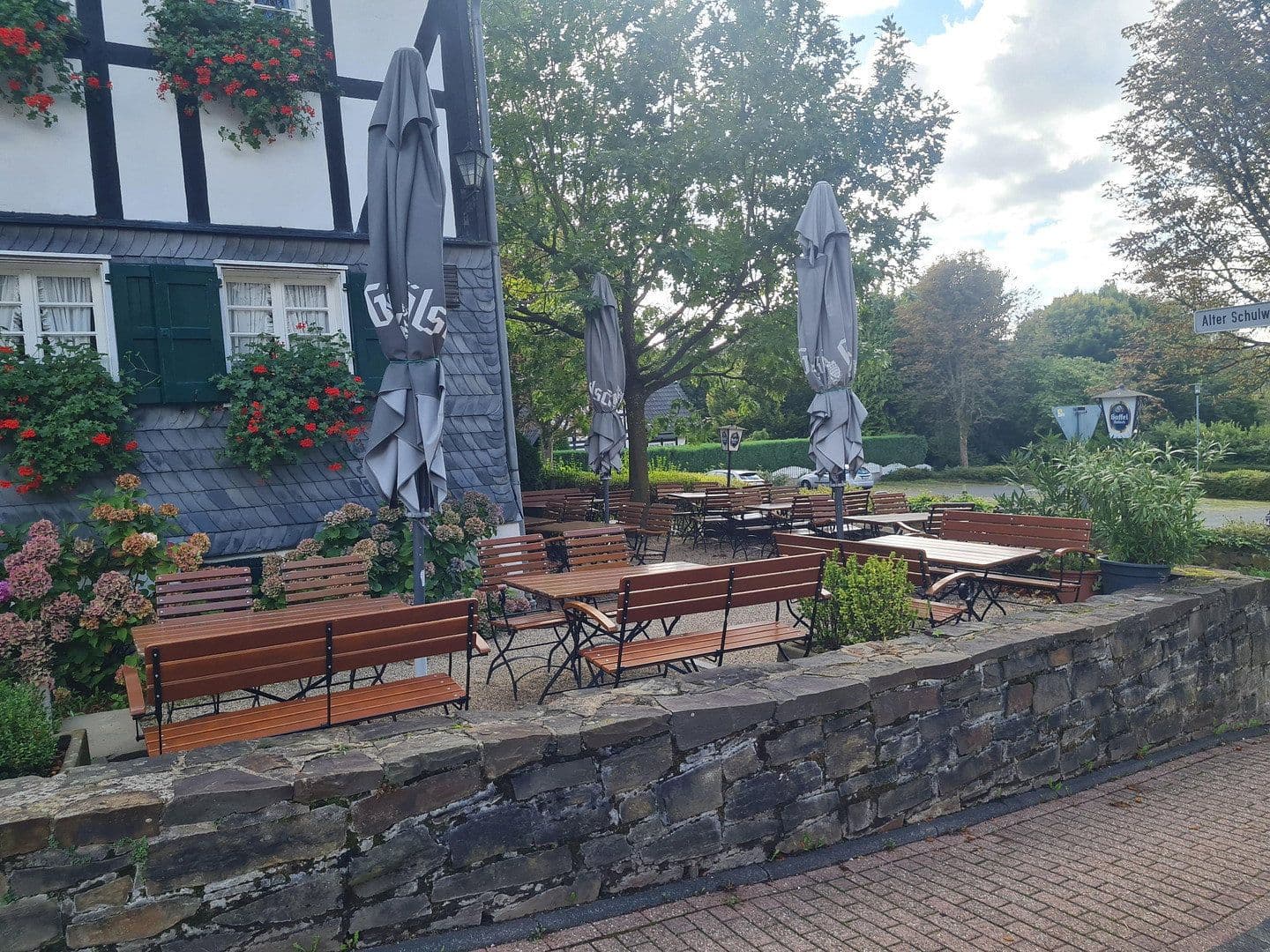 Prodej domu 370 m², pozemek 700 m², Bergisch Gladbach, Severní Porýní-Vestfálsko Prodej domu 370 m², pozemek 700 m², Bergisch Gladbach, Severní Porýní-Vestfálsko