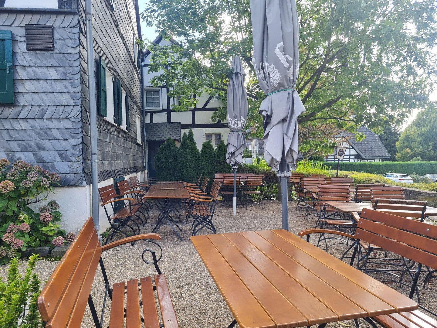 Prodej domu 370 m², pozemek 700 m², Bergisch Gladbach, Severní Porýní-Vestfálsko Prodej domu 370 m², pozemek 700 m², Bergisch Gladbach, Severní Porýní-Vestfálsko