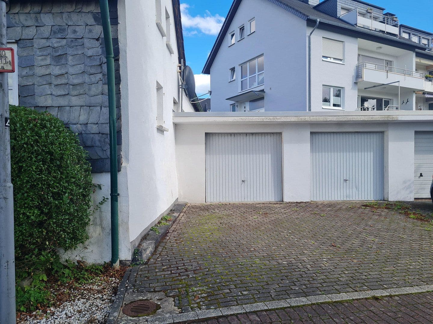 Prodej domu 370 m², pozemek 700 m², Bergisch Gladbach, Severní Porýní-Vestfálsko Prodej domu 370 m², pozemek 700 m², Bergisch Gladbach, Severní Porýní-Vestfálsko