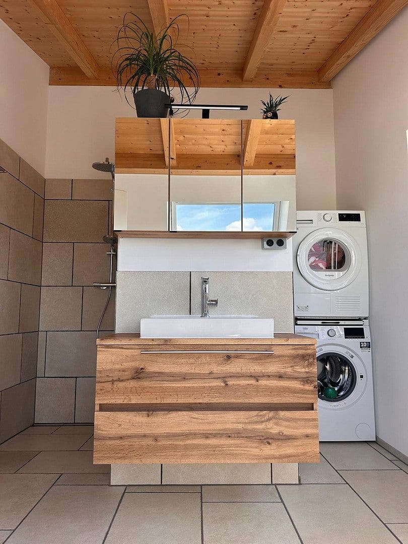 Prodej bytu 3+1 91 m², Markt Indersdorf, Bavorsko Prodej bytu 3+1 91 m², Markt Indersdorf, Bavorsko