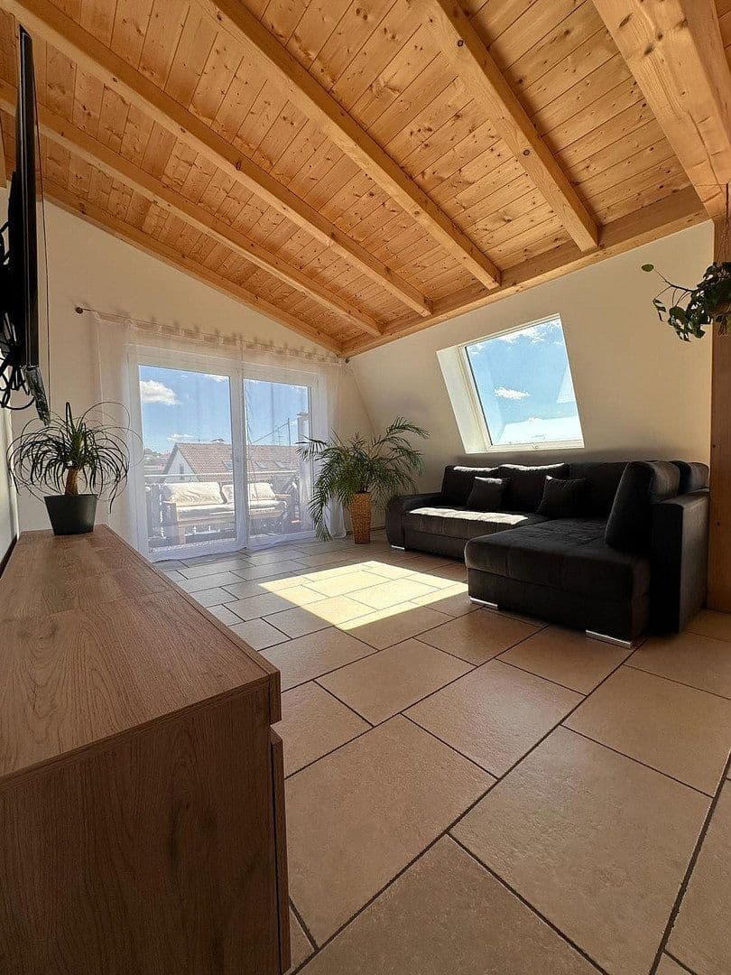 Prodej bytu 3+1 91 m², Markt Indersdorf, Bavorsko Prodej bytu 3+1 91 m², Markt Indersdorf, Bavorsko