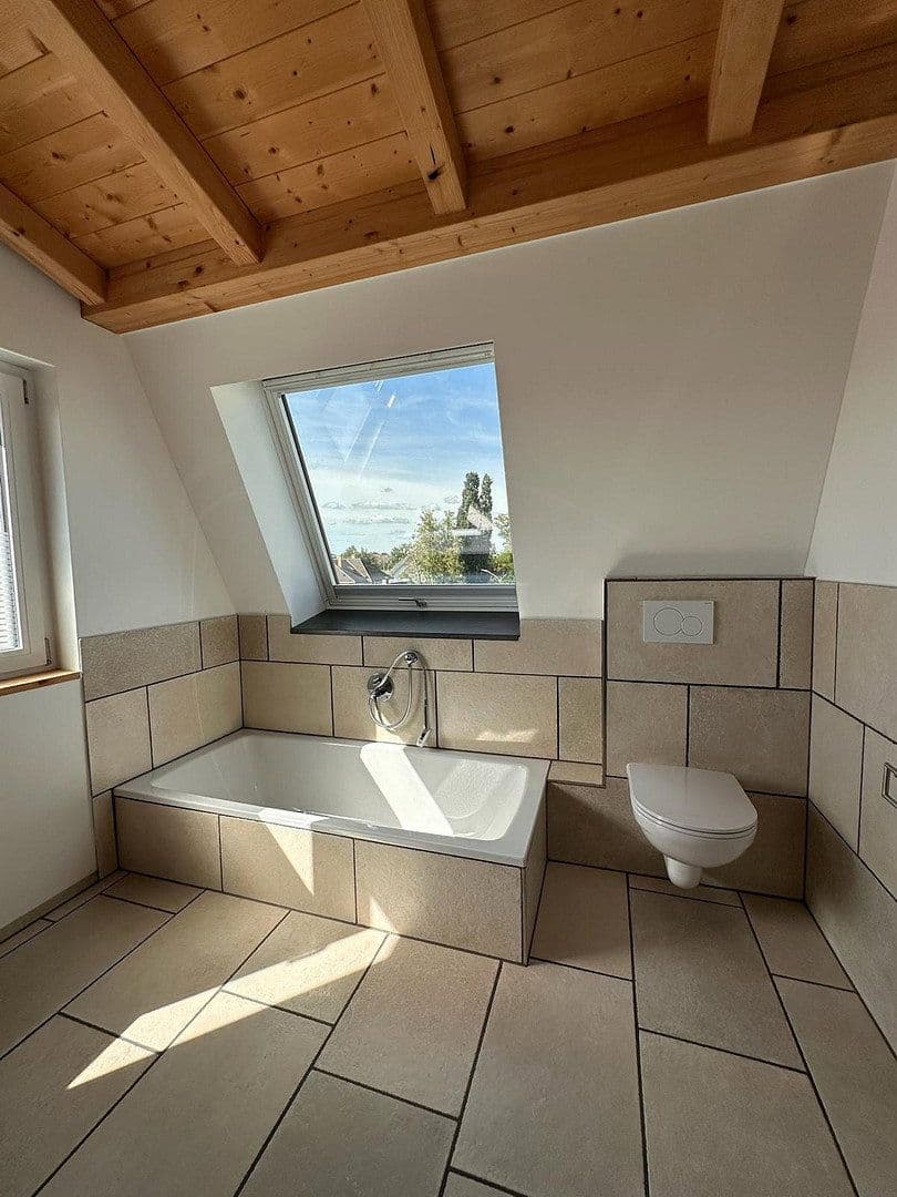 Prodej bytu 3+1 91 m², Markt Indersdorf, Bavorsko Prodej bytu 3+1 91 m², Markt Indersdorf, Bavorsko
