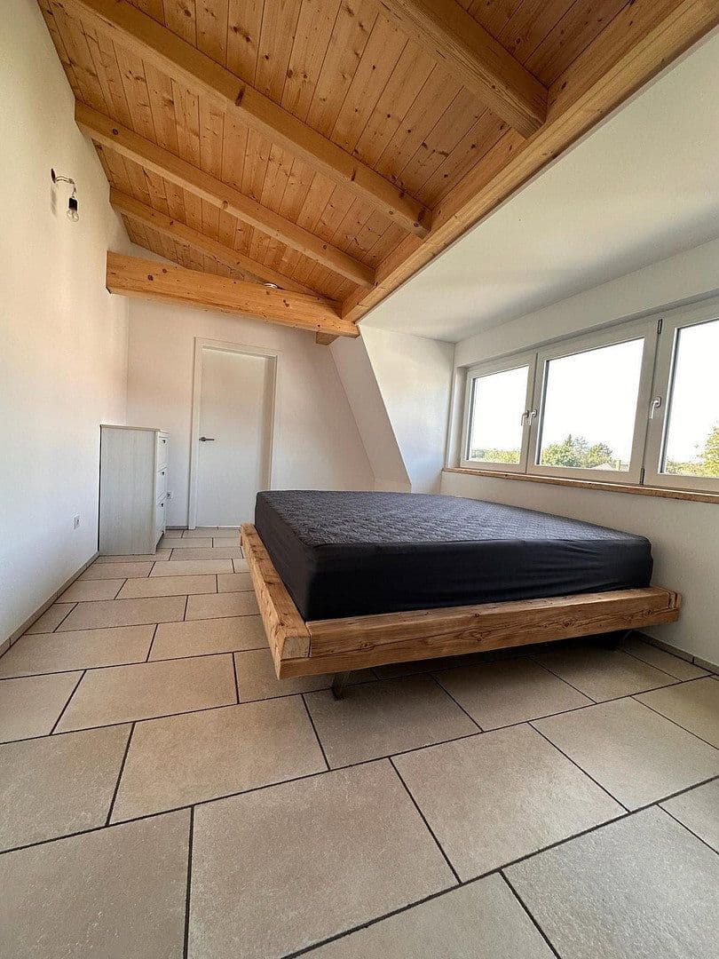 Prodej bytu 3+1 91 m², Markt Indersdorf, Bavorsko Prodej bytu 3+1 91 m², Markt Indersdorf, Bavorsko