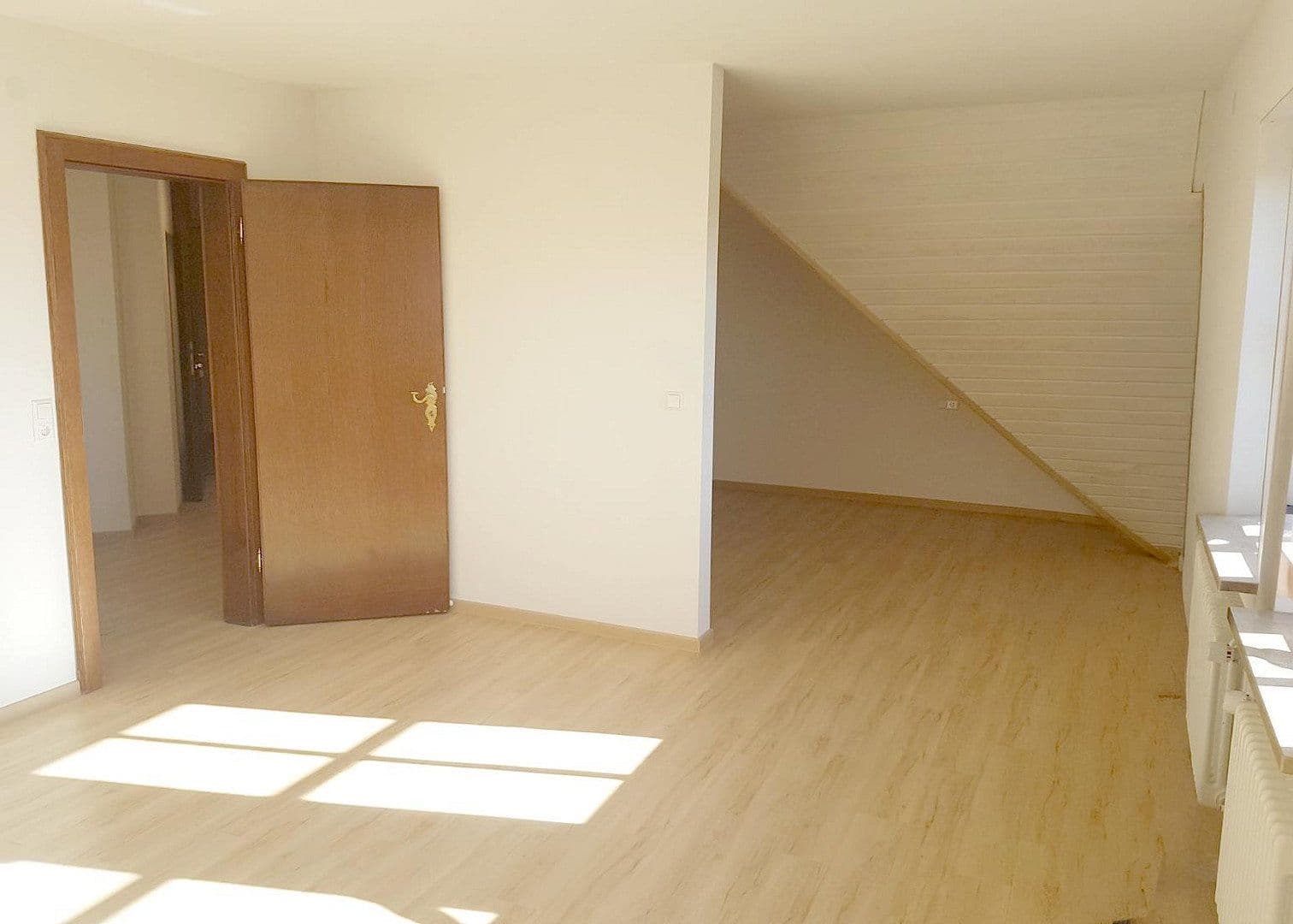 Pronájem bytu 2+1 70 m², Marktplatz 11, Bad Buchau, Bádensko-Württembersko Pronájem bytu 2+1 70 m², Marktplatz 11, Bad Buchau, Bádensko-Württembersko