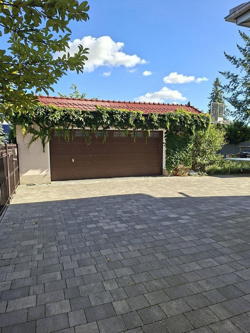 Prodej domu 250 m², pozemek 1.340 m², Oschersleben, Sasko-Anhaltsko Prodej domu 250 m², pozemek 1.340 m², Oschersleben, Sasko-Anhaltsko