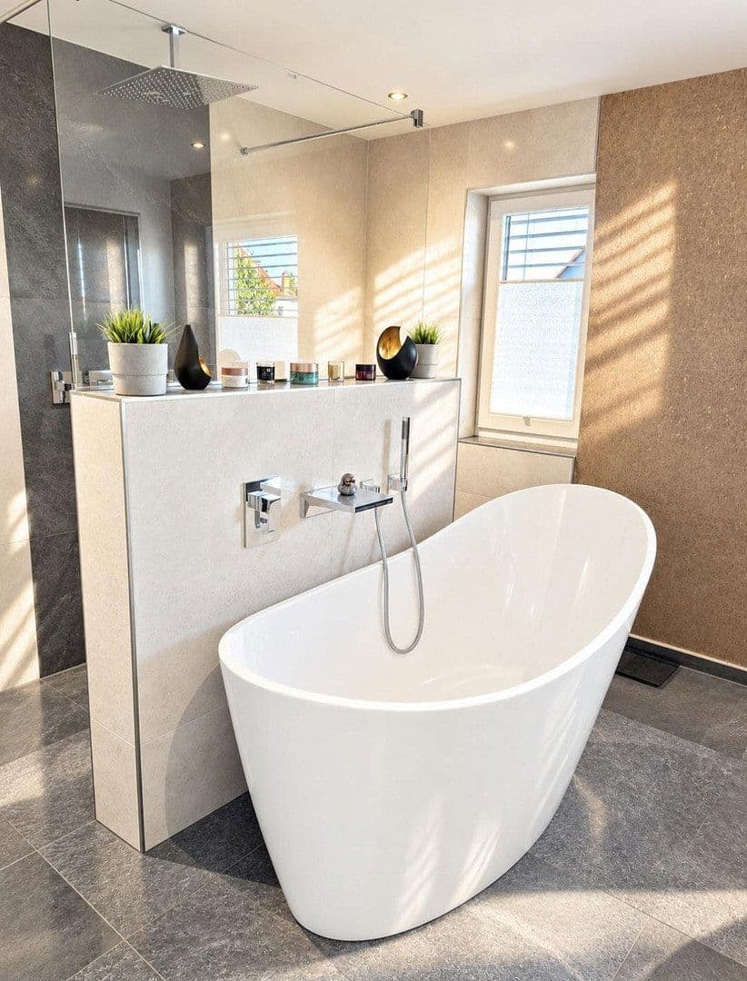 Prodej domu 250 m², pozemek 1.340 m², Oschersleben, Sasko-Anhaltsko Prodej domu 250 m², pozemek 1.340 m², Oschersleben, Sasko-Anhaltsko