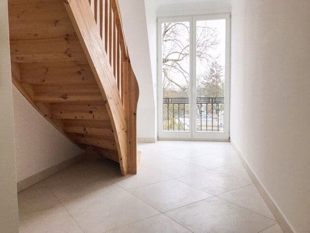 Pronájem bytu 5+1 181 m², Caspar-Theyß-Straße 9, Berlin, Berlín Pronájem bytu 5+1 181 m², Caspar-Theyß-Straße 9, Berlin, Berlín