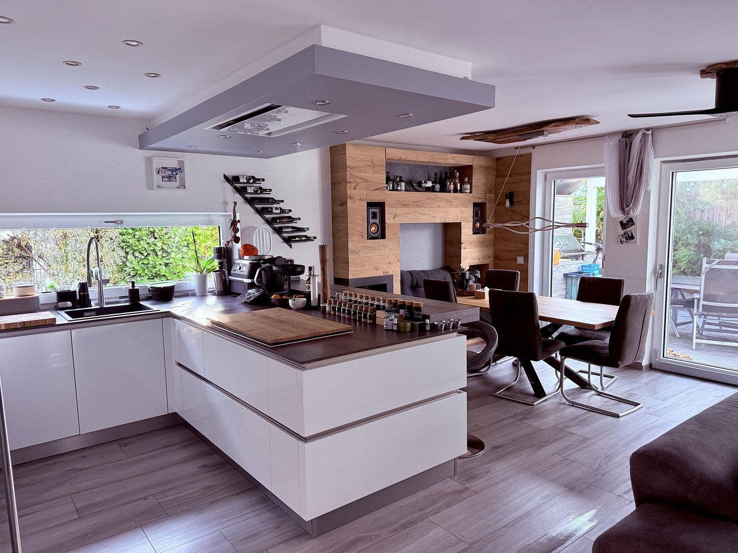 Prodej domu 195 m², pozemek 316 m², Brunnthal, Bavorsko Prodej domu 195 m², pozemek 316 m², Brunnthal, Bavorsko