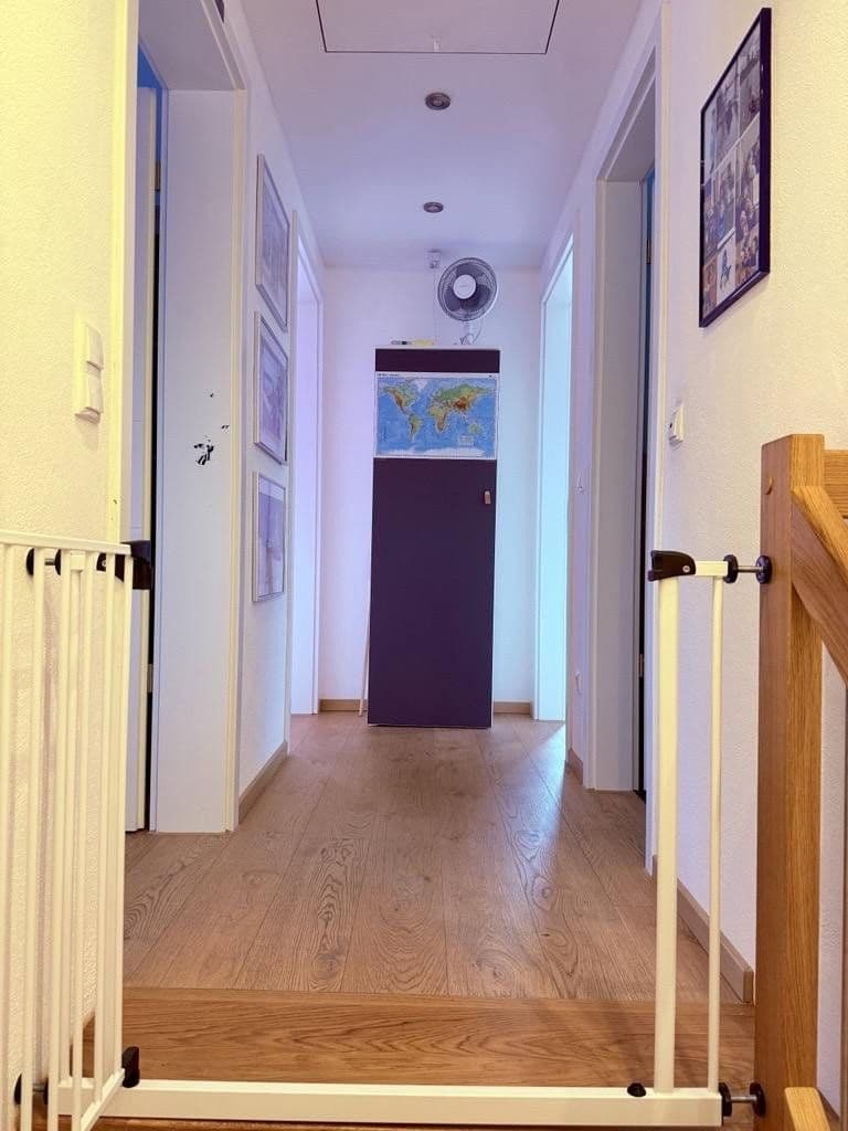 Prodej domu 195 m², pozemek 316 m², Brunnthal, Bavorsko Prodej domu 195 m², pozemek 316 m², Brunnthal, Bavorsko
