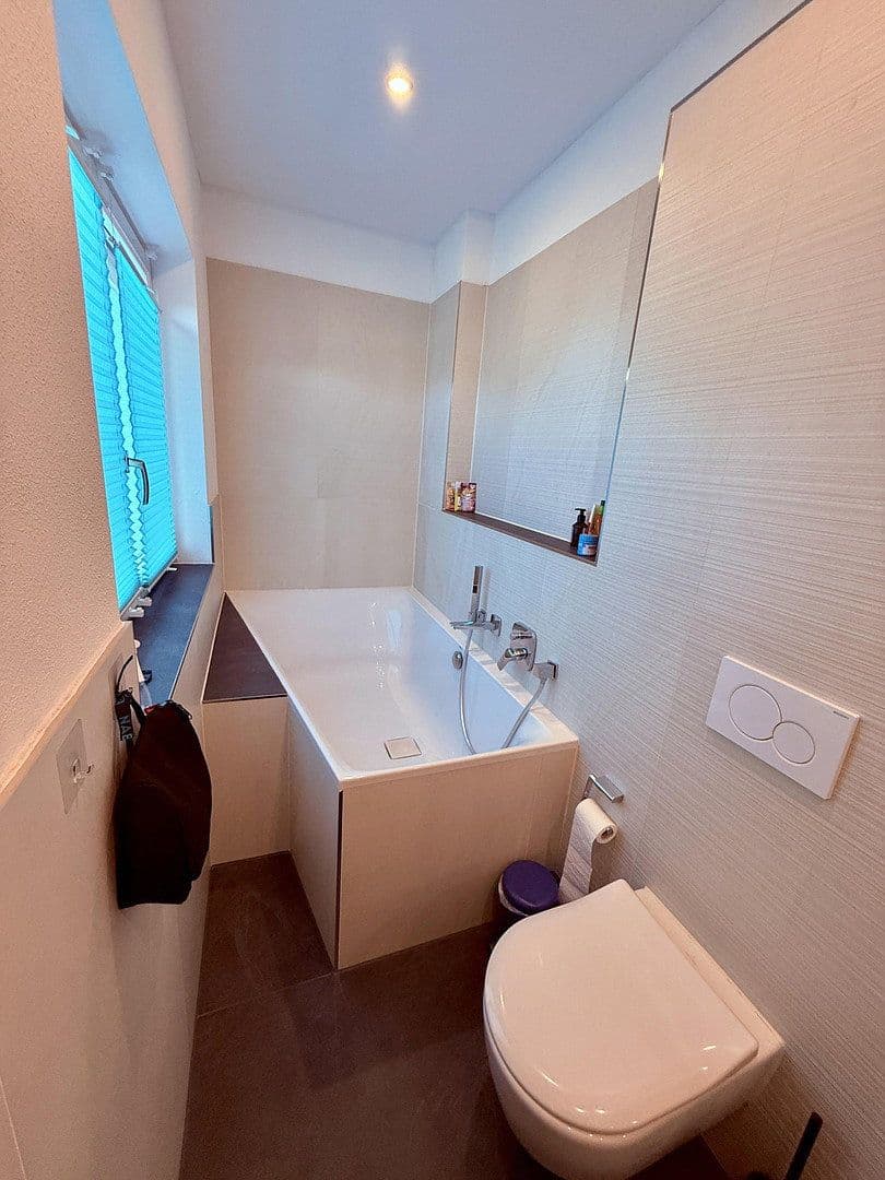 Prodej domu 195 m², pozemek 316 m², Brunnthal, Bavorsko Prodej domu 195 m², pozemek 316 m², Brunnthal, Bavorsko