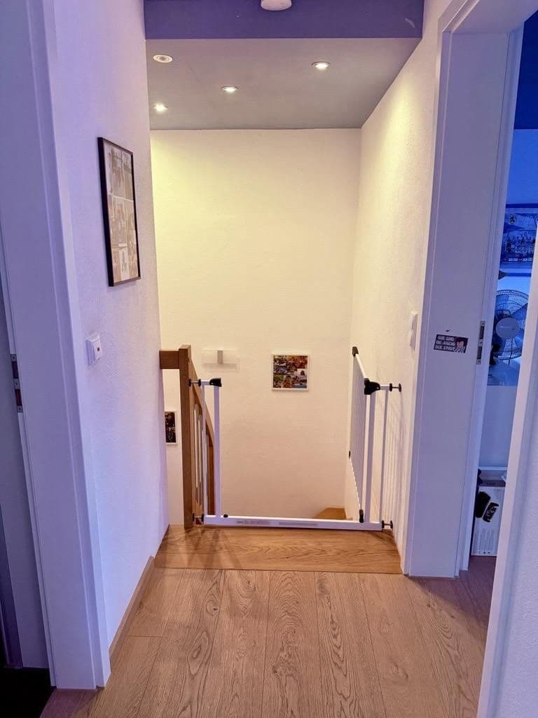 Prodej domu 195 m², pozemek 316 m², Brunnthal, Bavorsko Prodej domu 195 m², pozemek 316 m², Brunnthal, Bavorsko