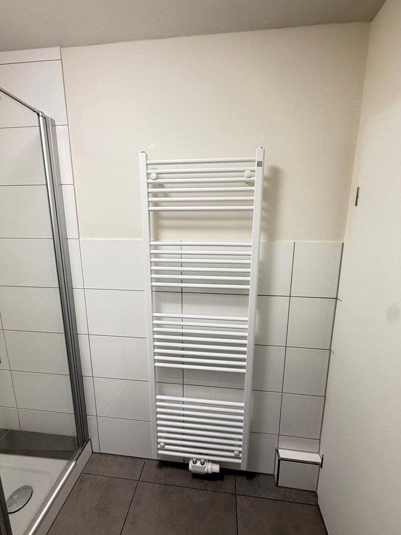 Pronájem bytu 3+1 75 m², Pforzheim, Bádensko-Württembersko Pronájem bytu 3+1 75 m², Pforzheim, Bádensko-Württembersko