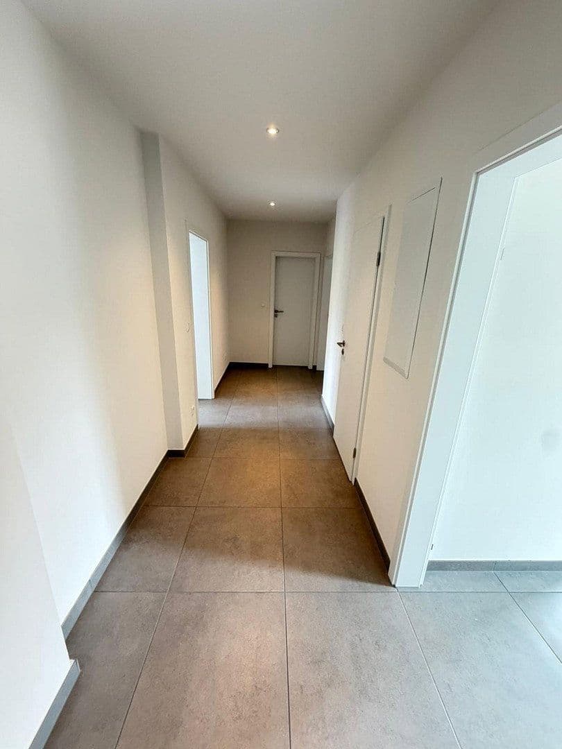 Pronájem bytu 3+1 75 m², Pforzheim, Bádensko-Württembersko Pronájem bytu 3+1 75 m², Pforzheim, Bádensko-Württembersko