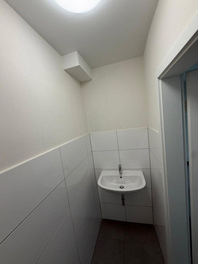 Pronájem bytu 3+1 75 m², Pforzheim, Bádensko-Württembersko Pronájem bytu 3+1 75 m², Pforzheim, Bádensko-Württembersko