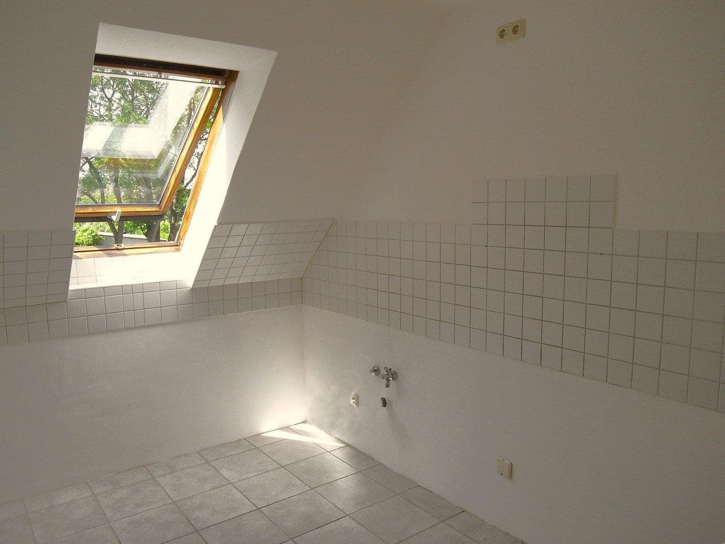 Prodej domu 365 m², pozemek 2.505 m², Schwerin, Mecklenburg-Vorpommern Prodej domu 365 m², pozemek 2.505 m², Schwerin, Mecklenburg-Vorpommern