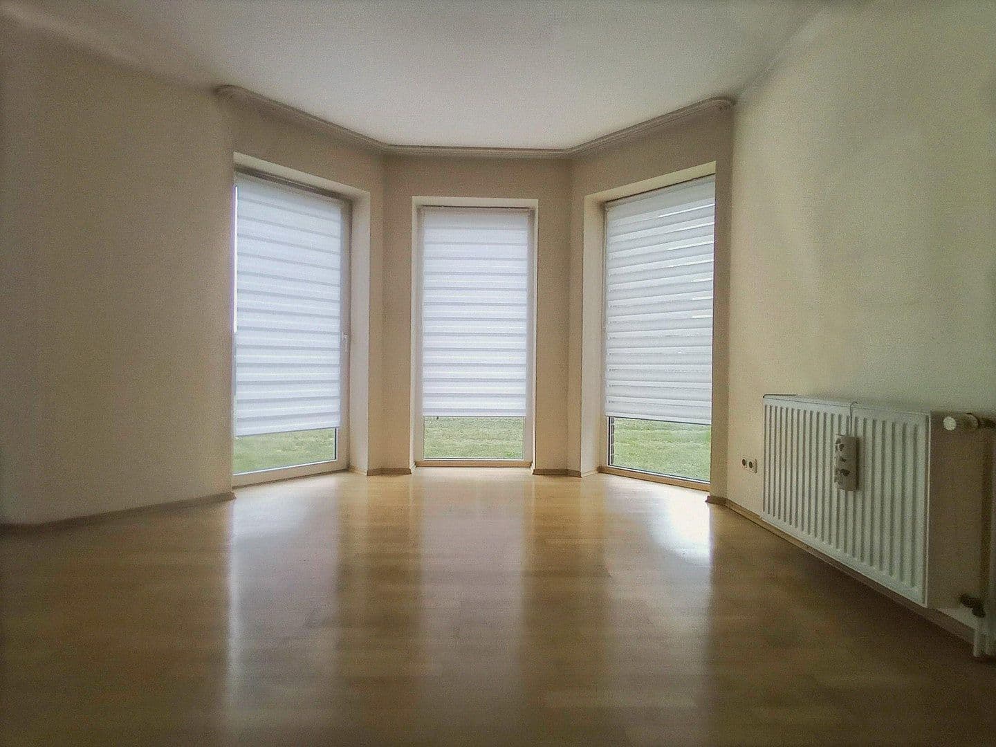 Prodej domu 365 m², pozemek 2.505 m², Schwerin, Mecklenburg-Vorpommern Prodej domu 365 m², pozemek 2.505 m², Schwerin, Mecklenburg-Vorpommern