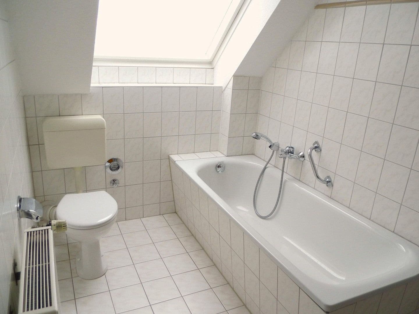 Prodej domu 365 m², pozemek 2.505 m², Schwerin, Mecklenburg-Vorpommern Prodej domu 365 m², pozemek 2.505 m², Schwerin, Mecklenburg-Vorpommern