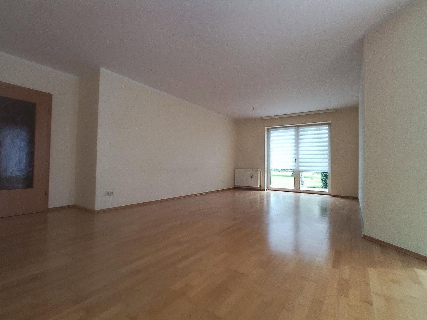 Prodej domu 365 m², pozemek 2.505 m², Schwerin, Mecklenburg-Vorpommern Prodej domu 365 m², pozemek 2.505 m², Schwerin, Mecklenburg-Vorpommern