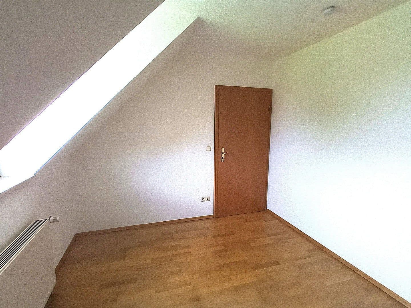 Prodej domu 365 m², pozemek 2.505 m², Schwerin, Mecklenburg-Vorpommern Prodej domu 365 m², pozemek 2.505 m², Schwerin, Mecklenburg-Vorpommern