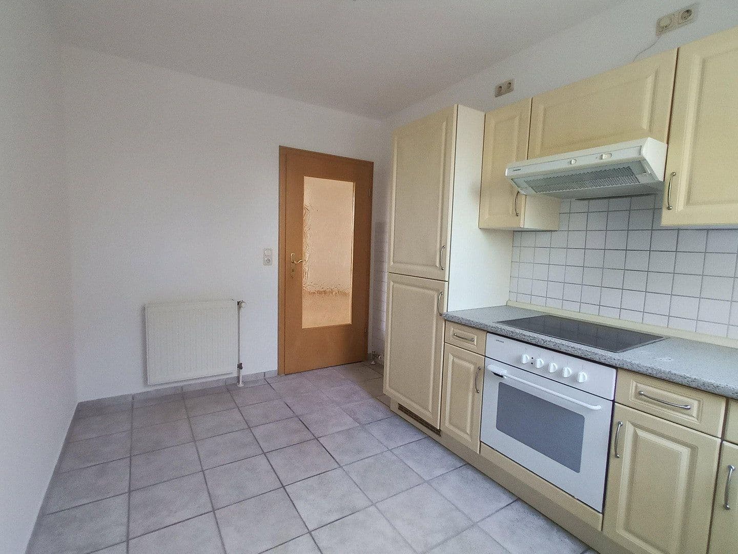 Prodej domu 365 m², pozemek 2.505 m², Schwerin, Mecklenburg-Vorpommern Prodej domu 365 m², pozemek 2.505 m², Schwerin, Mecklenburg-Vorpommern