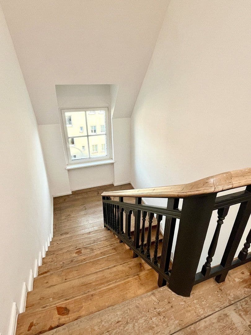 Pronájem bytu 3+1 87 m², Edisonstraße 45, Berlin, Berlín Pronájem bytu 3+1 87 m², Edisonstraße 45, Berlin, Berlín