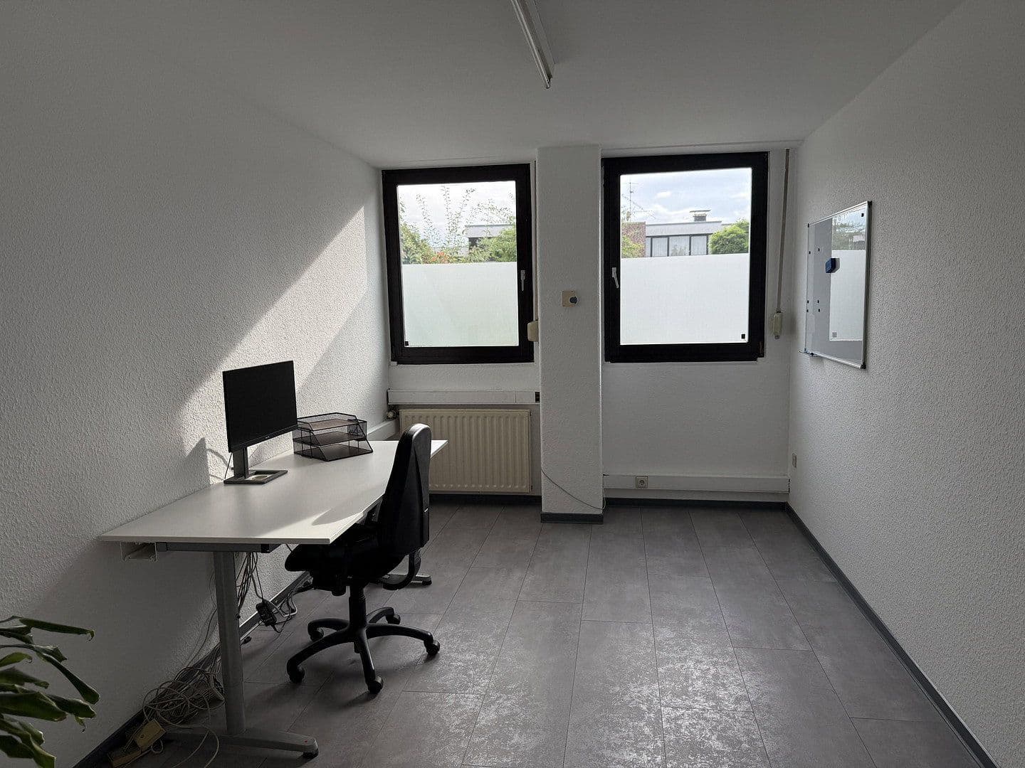 Pronájem nebytového prostoru 560 m², Würselen, Severní Porýní-Vestfálsko Pronájem nebytového prostoru 560 m², Würselen, Severní Porýní-Vestfálsko