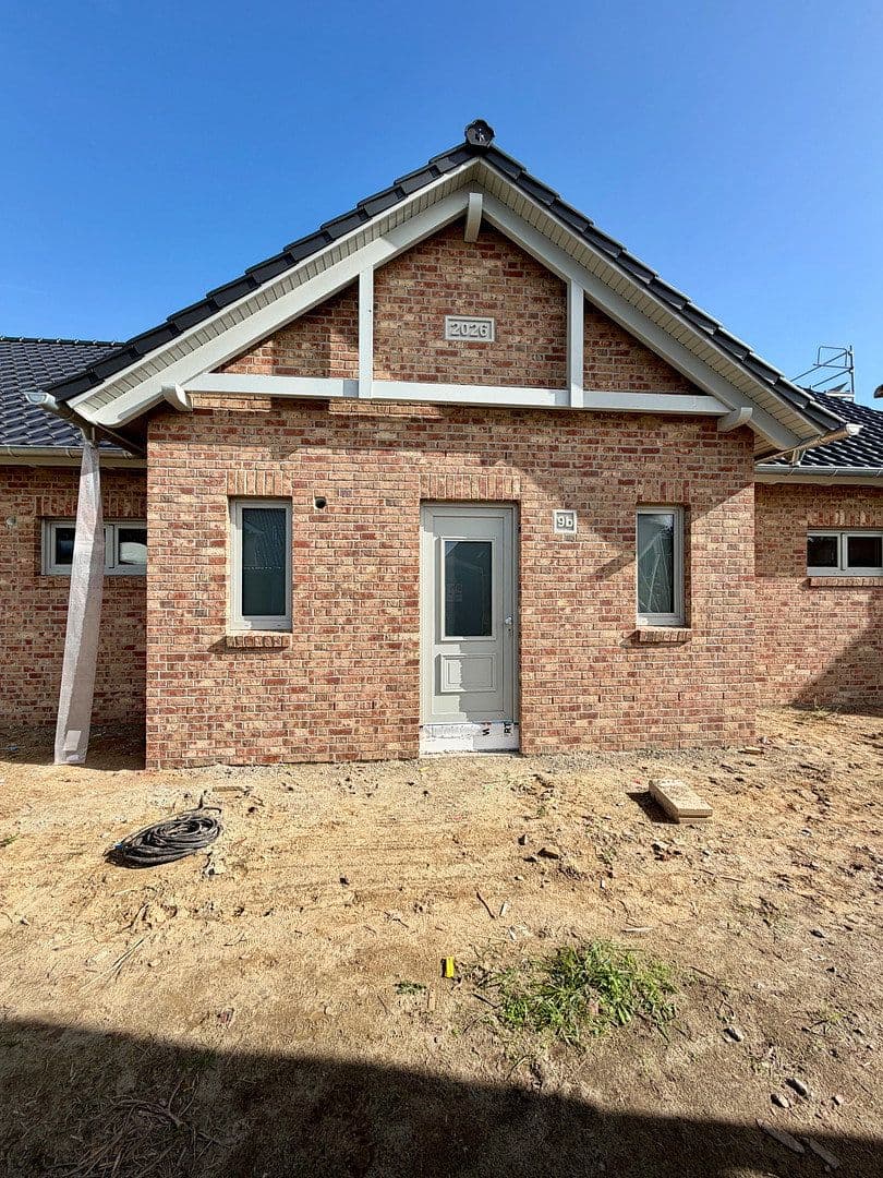 Prodej domu 124 m², pozemek 693 m², Vor dem Allerbruch 9b, Barum, Dolní Sasko Prodej domu 124 m², pozemek 693 m², Vor dem Allerbruch 9b, Barum, Dolní Sasko