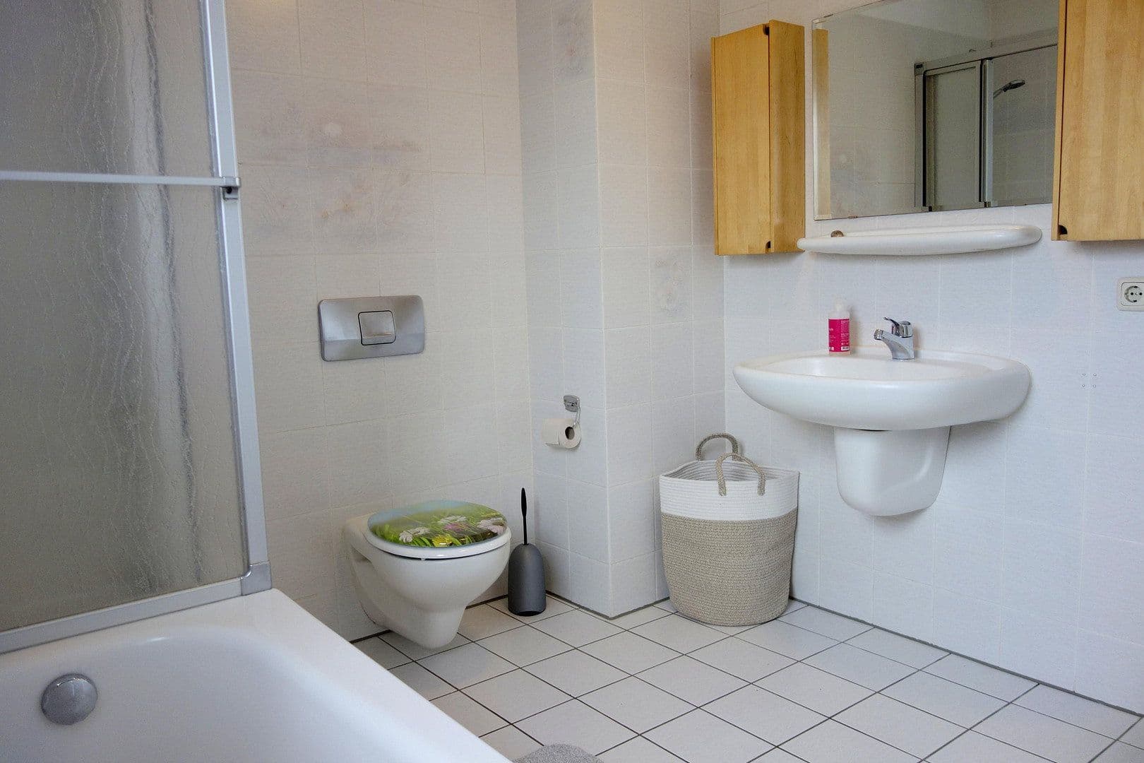 Prodej domu 277 m², pozemek 613 m², Niedernhausen, Hessen Prodej domu 277 m², pozemek 613 m², Niedernhausen, Hessen