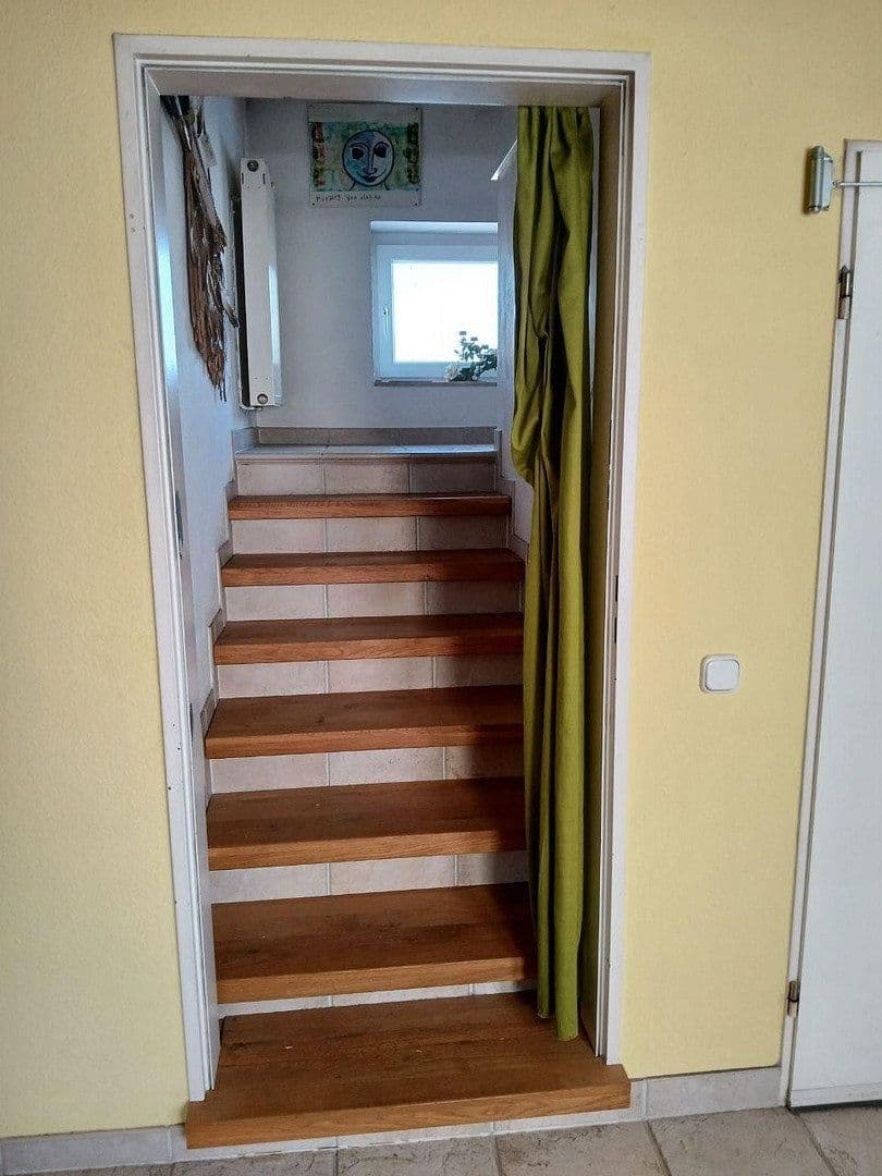 Prodej domu 277 m², pozemek 613 m², Niedernhausen, Hessen Prodej domu 277 m², pozemek 613 m², Niedernhausen, Hessen