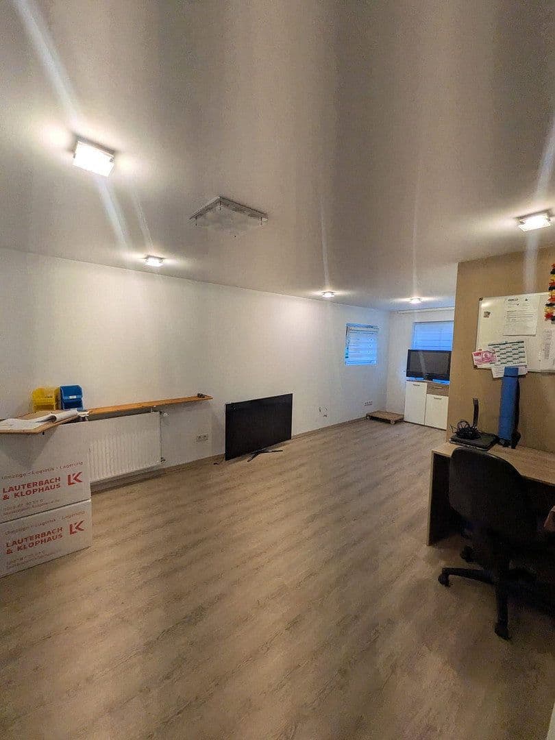Prodej domu 160 m², pozemek 720 m², Wuppertal, Severní Porýní-Vestfálsko Prodej domu 160 m², pozemek 720 m², Wuppertal, Severní Porýní-Vestfálsko