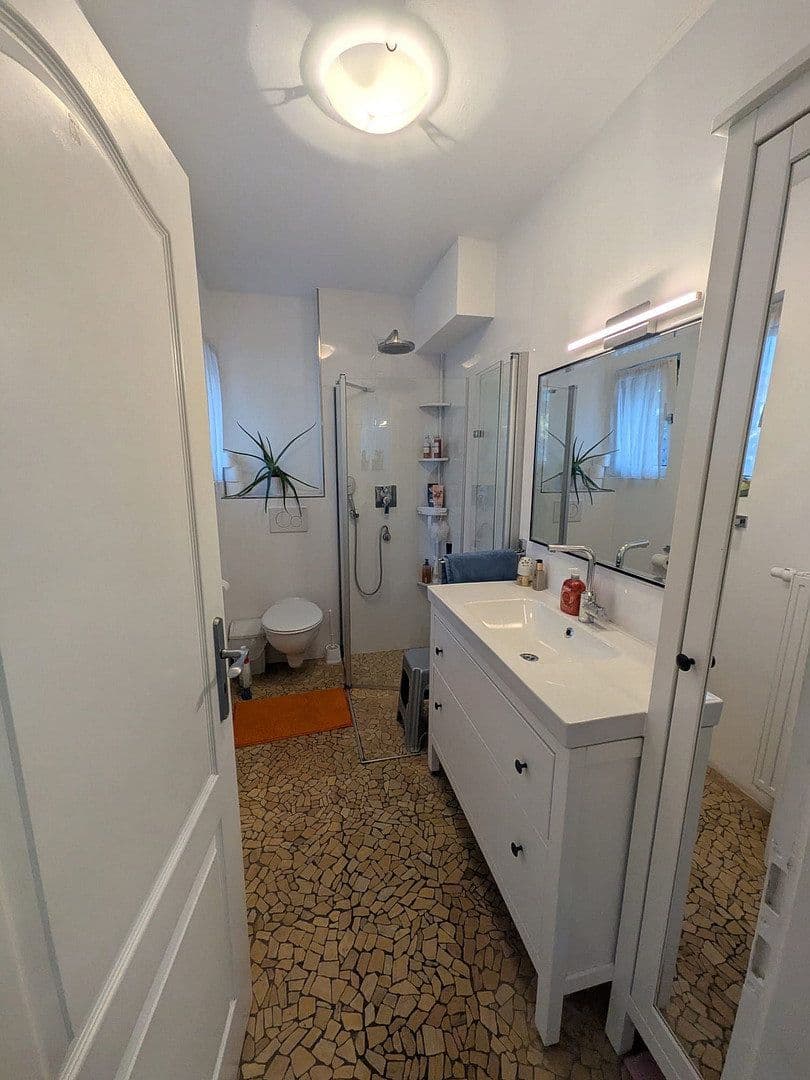Prodej domu 160 m², pozemek 720 m², Wuppertal, Severní Porýní-Vestfálsko Prodej domu 160 m², pozemek 720 m², Wuppertal, Severní Porýní-Vestfálsko