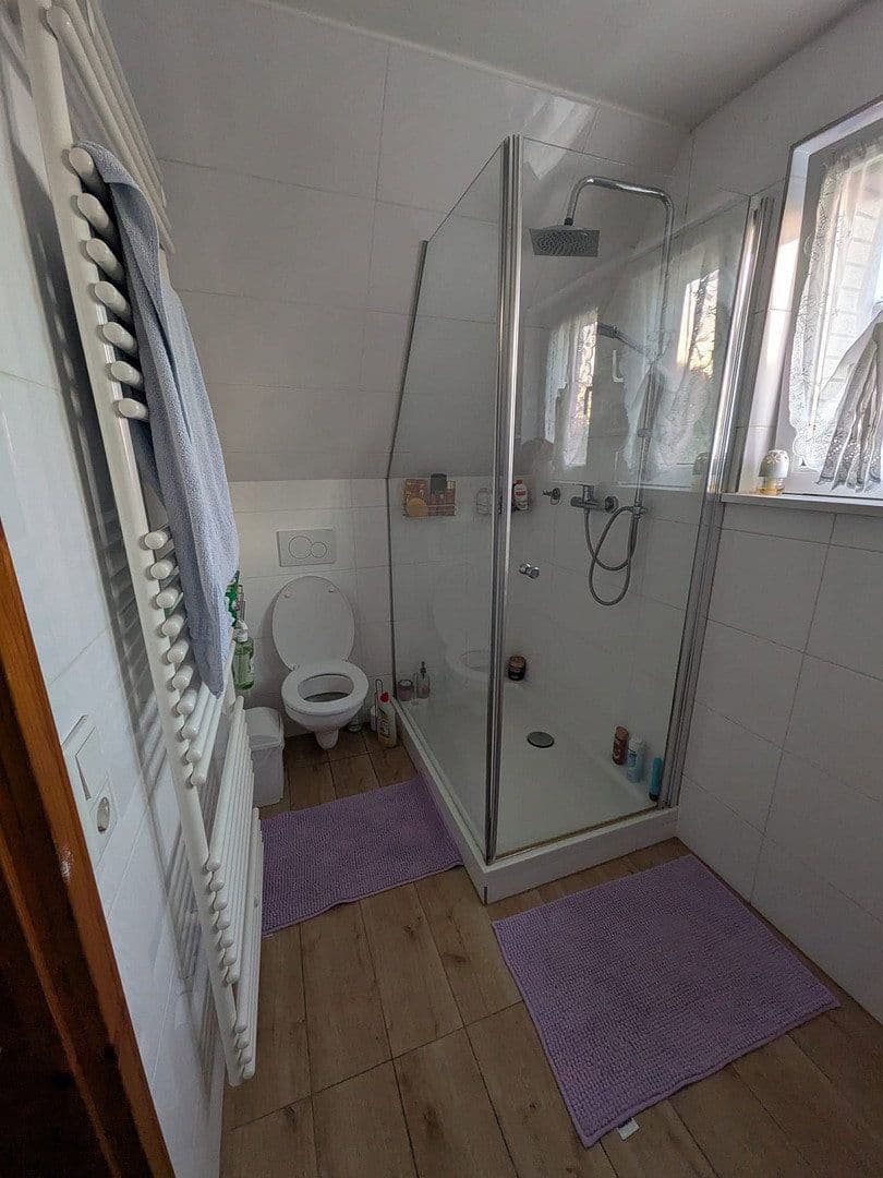Prodej domu 160 m², pozemek 720 m², Wuppertal, Severní Porýní-Vestfálsko Prodej domu 160 m², pozemek 720 m², Wuppertal, Severní Porýní-Vestfálsko