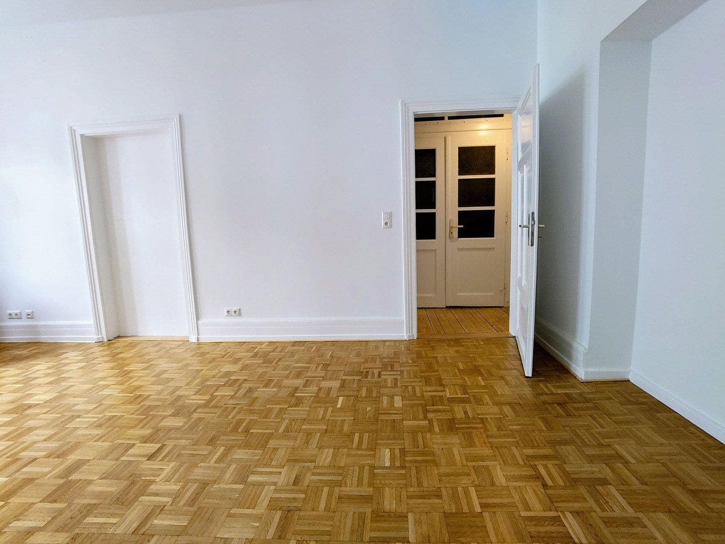 Prodej bytu 3+1 88 m², Frankfurt am Main, Hessen Prodej bytu 3+1 88 m², Frankfurt am Main, Hessen