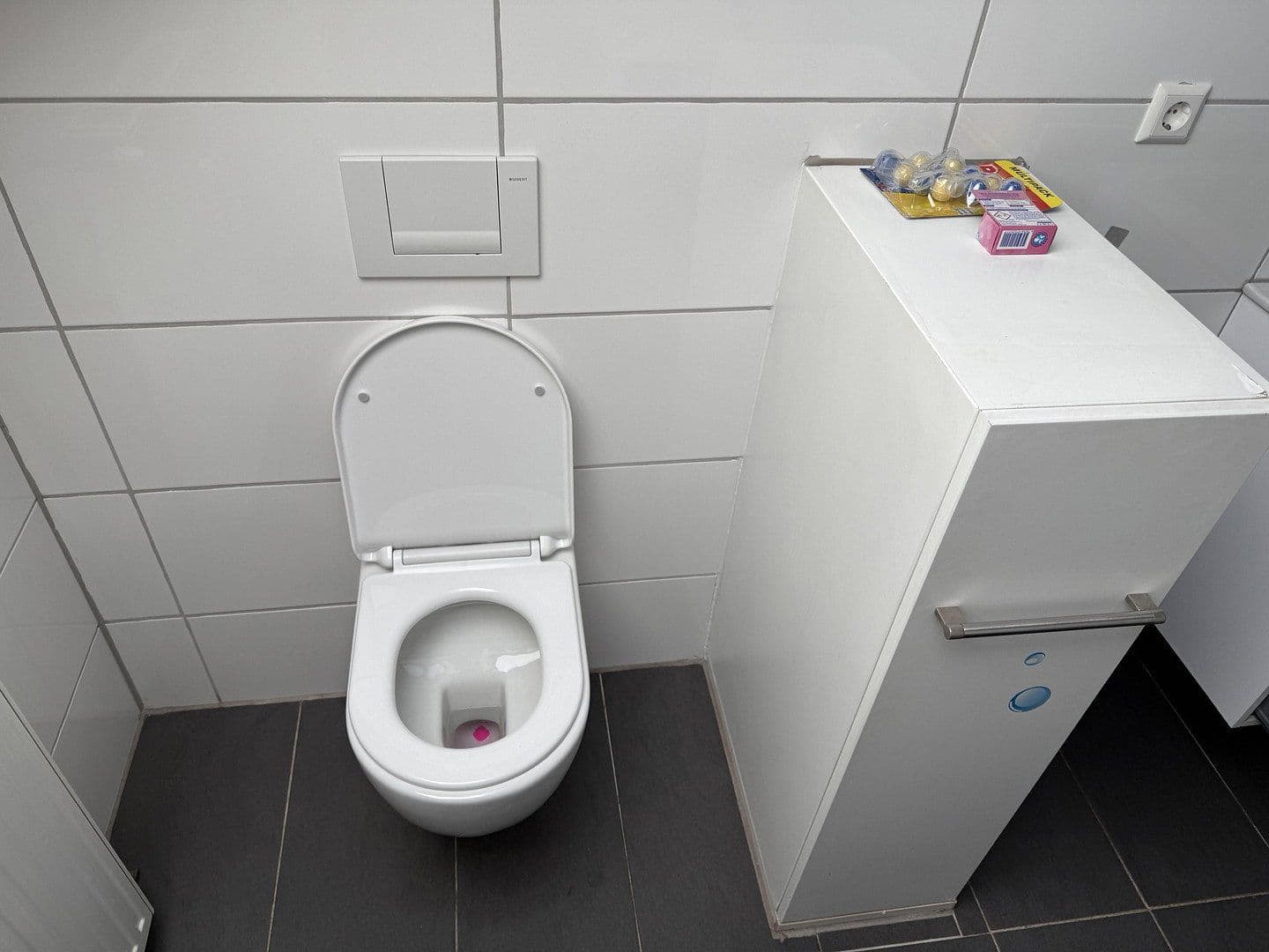Pronájem bytu 3+1 90 m², Domhofstrasse 16, Weil am Rhein, Bádensko-Württembersko Pronájem bytu 3+1 90 m², Domhofstrasse 16, Weil am Rhein, Bádensko-Württembersko