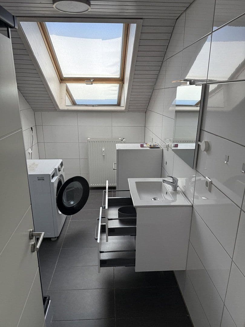 Pronájem bytu 3+1 90 m², Domhofstrasse 16, Weil am Rhein, Bádensko-Württembersko Pronájem bytu 3+1 90 m², Domhofstrasse 16, Weil am Rhein, Bádensko-Württembersko