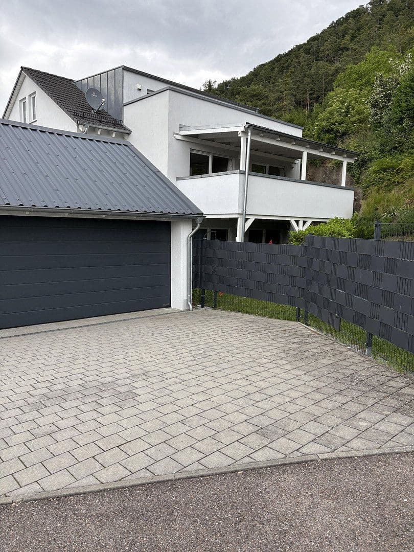 Prodej bytu 4+1 120 m², Marktstraße 10, Kipfenberg, Bavorsko Prodej bytu 4+1 120 m², Marktstraße 10, Kipfenberg, Bavorsko