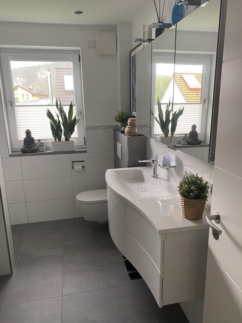 Prodej bytu 4+1 120 m², Marktstraße 10, Kipfenberg, Bavorsko Prodej bytu 4+1 120 m², Marktstraße 10, Kipfenberg, Bavorsko