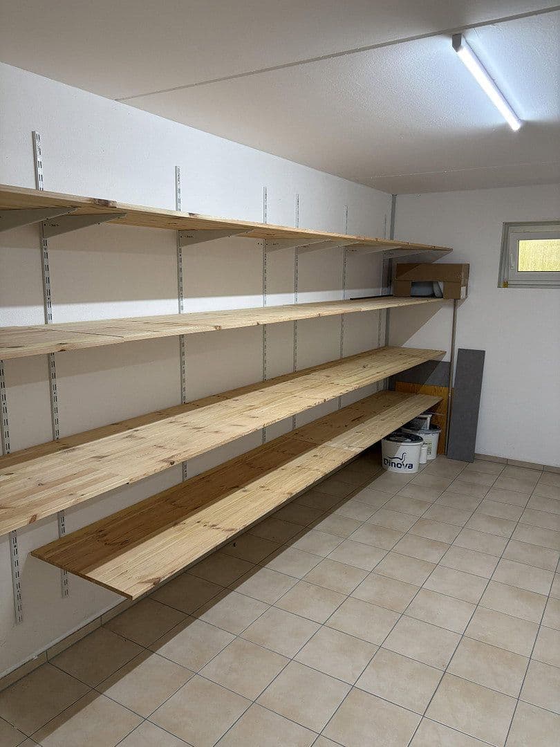 Prodej bytu 4+1 120 m², Marktstraße 10, Kipfenberg, Bavorsko Prodej bytu 4+1 120 m², Marktstraße 10, Kipfenberg, Bavorsko
