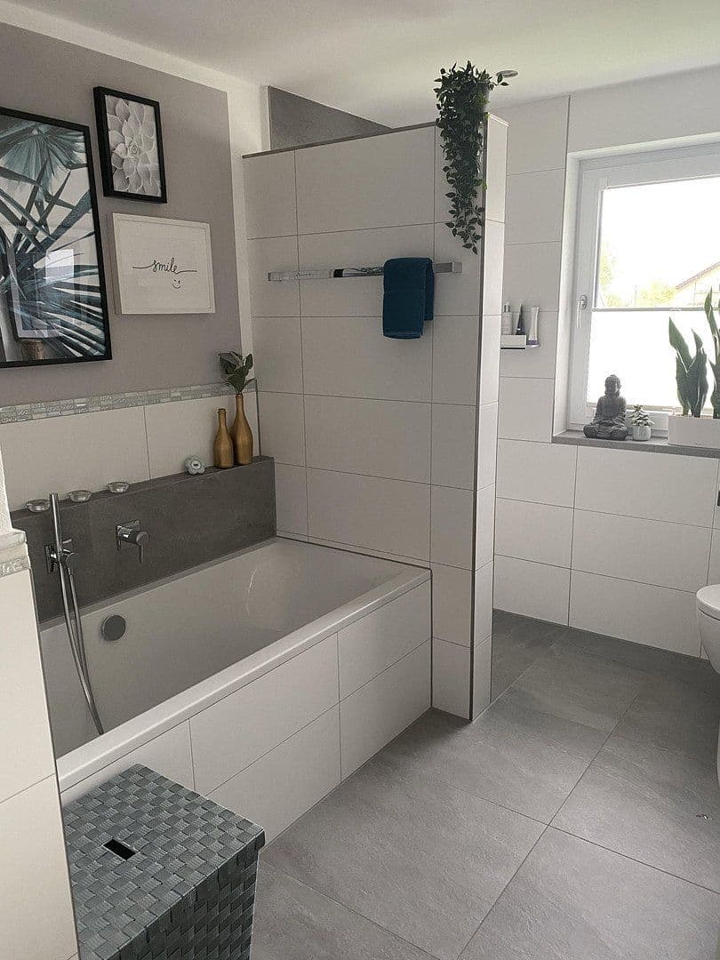 Prodej bytu 4+1 120 m², Marktstraße 10, Kipfenberg, Bavorsko Prodej bytu 4+1 120 m², Marktstraße 10, Kipfenberg, Bavorsko