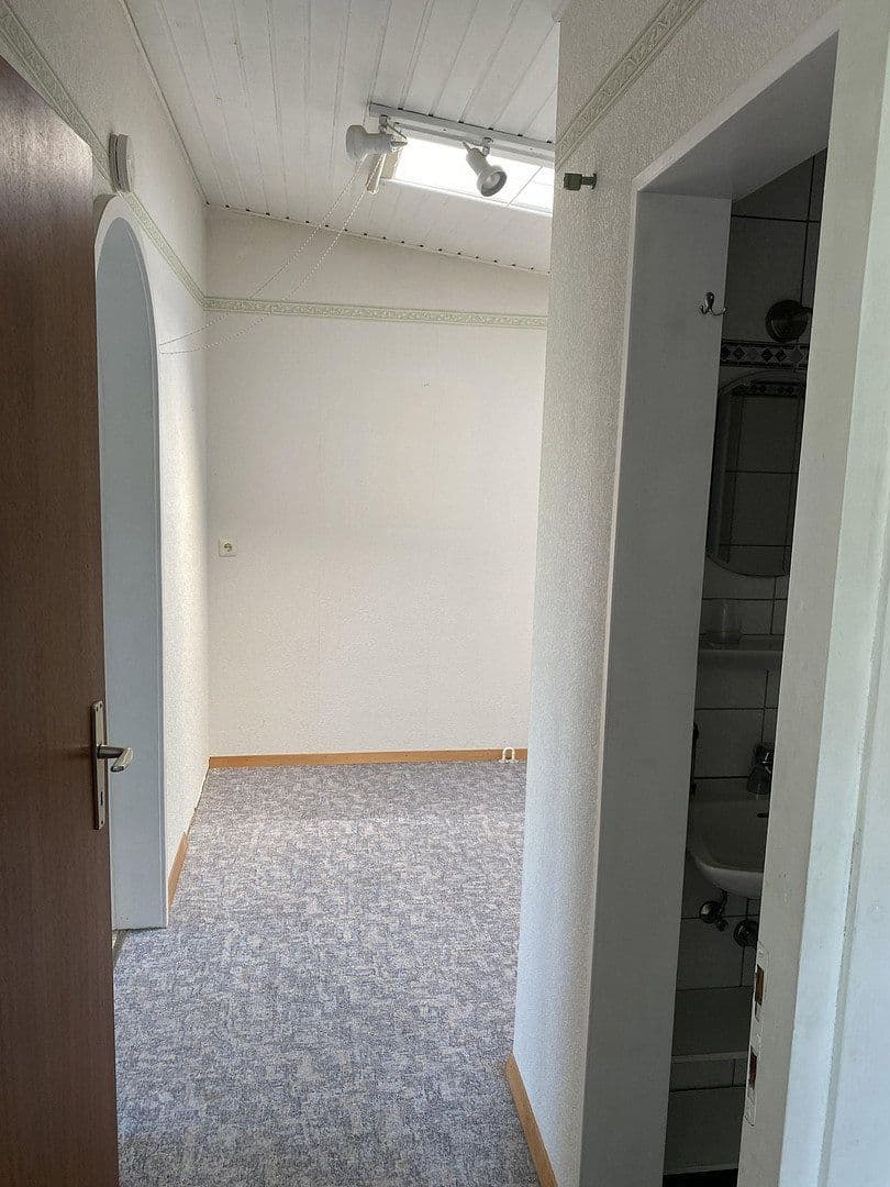 Prodej domu 122 m², pozemek 319 m², Untereisesheim, Bádensko-Württembersko Prodej domu 122 m², pozemek 319 m², Untereisesheim, Bádensko-Württembersko