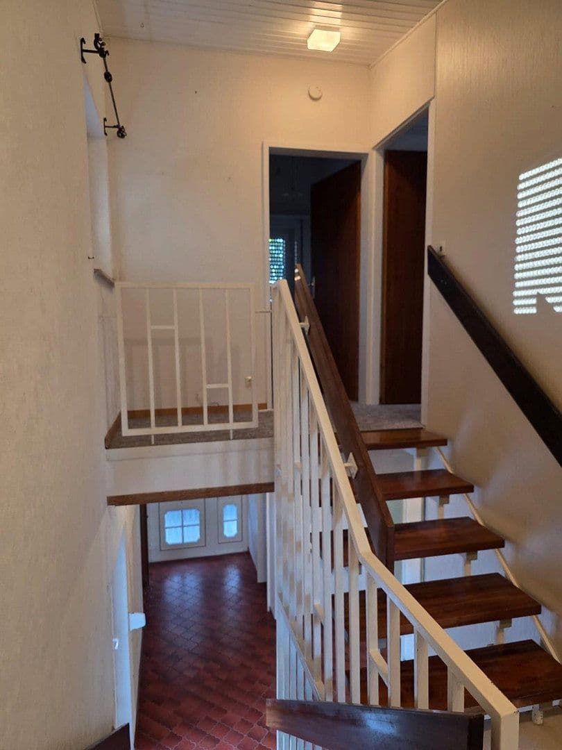 Prodej domu 122 m², pozemek 319 m², Untereisesheim, Bádensko-Württembersko Prodej domu 122 m², pozemek 319 m², Untereisesheim, Bádensko-Württembersko