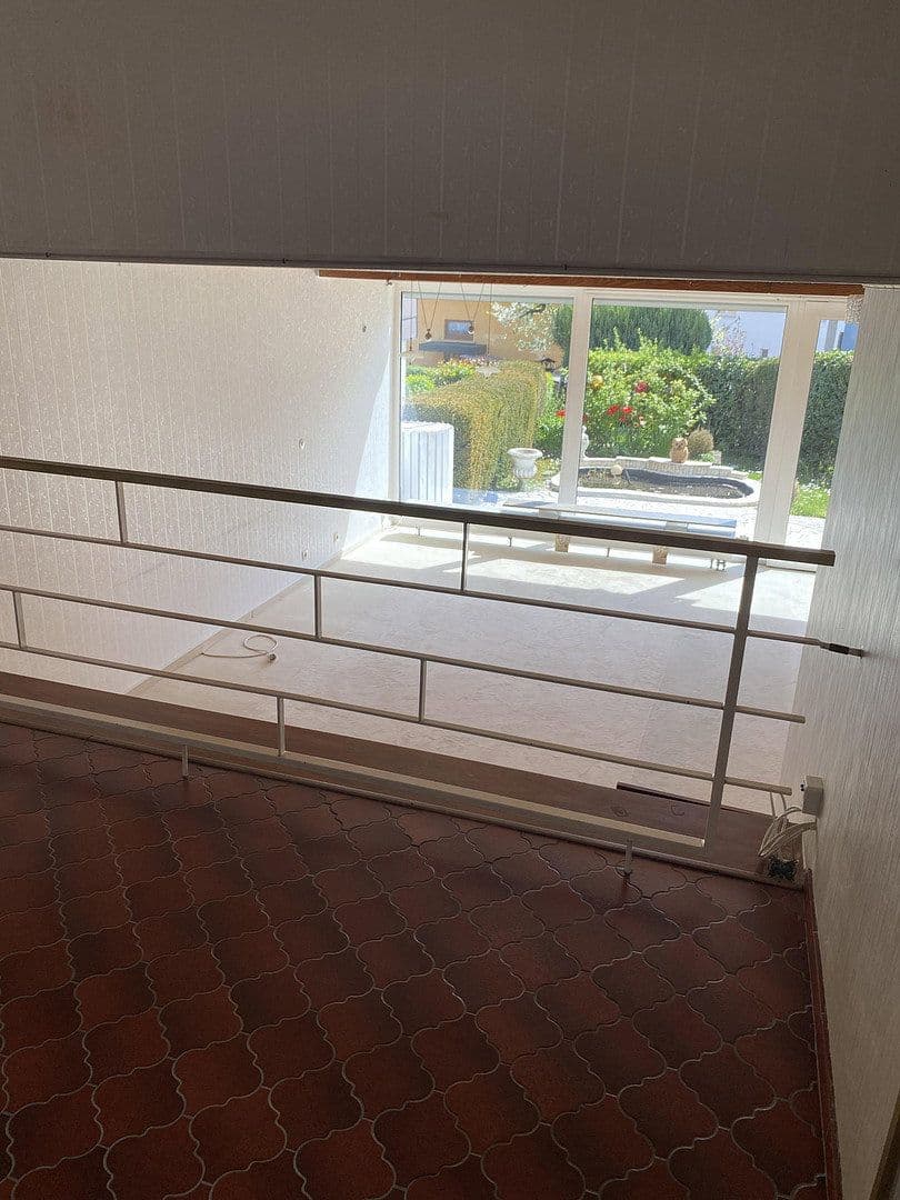 Prodej domu 122 m², pozemek 319 m², Untereisesheim, Bádensko-Württembersko Prodej domu 122 m², pozemek 319 m², Untereisesheim, Bádensko-Württembersko